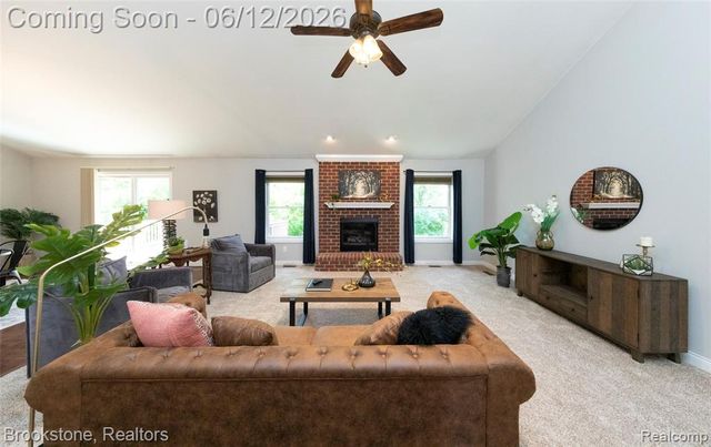 10295 Northridge Court, White Lake, MI 48386