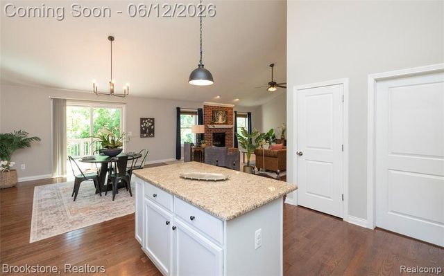 10295 Northridge Court, White Lake, MI 48386