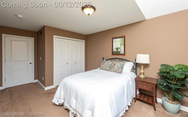 10295 Northridge Court, White Lake, MI 48386