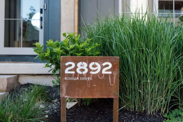 2892 Kobuk Drive, Columbus, OH 43228