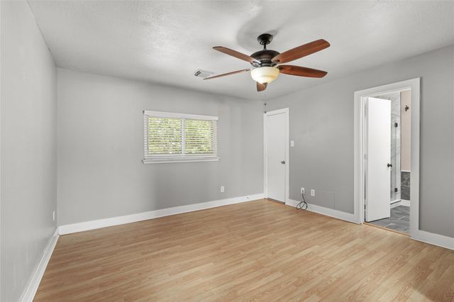 3718 W Traditions Court, Houston, TX 77082