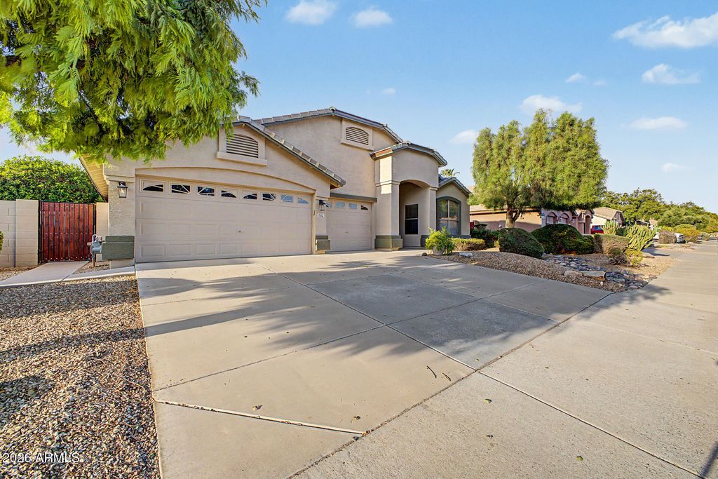 2152 E KEMPTON Road, Chandler, AZ 85225 — photo 2