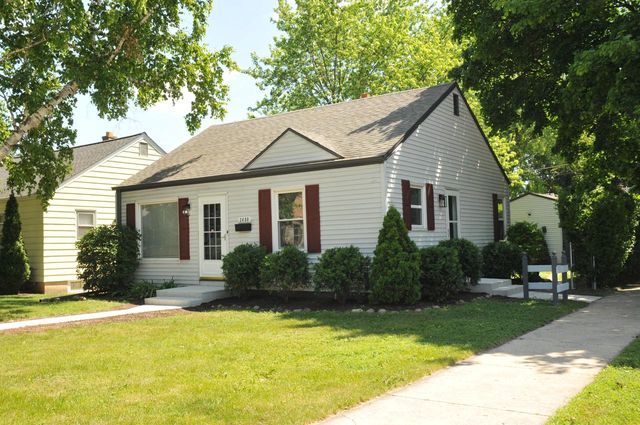 3400 N 89th STREET, Milwaukee, WI 53222