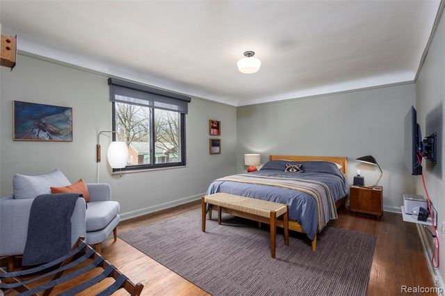 3930 Yorkshire Road, Detroit, MI 48224