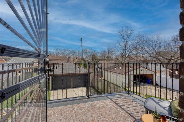 3930 Yorkshire Road, Detroit, MI 48224