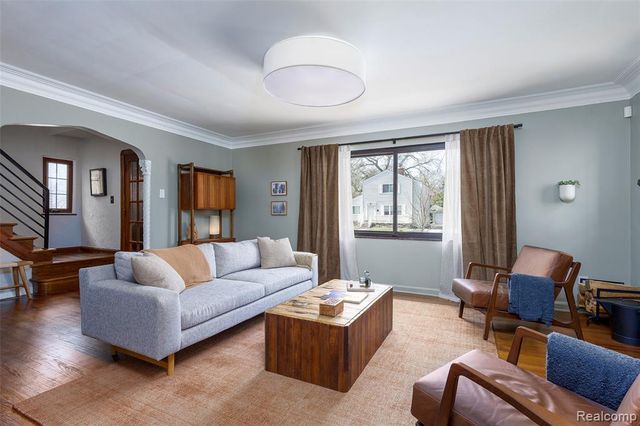 3930 Yorkshire Road, Detroit, MI 48224