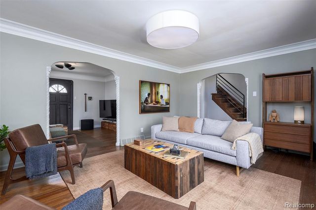 3930 Yorkshire Road, Detroit, MI 48224