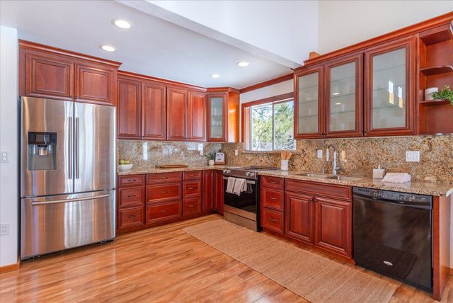 265 Basque, Truckee, CA 96161