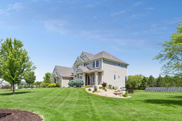 3767 Mayo Woodlands Road SW, Rochester, MN 55902