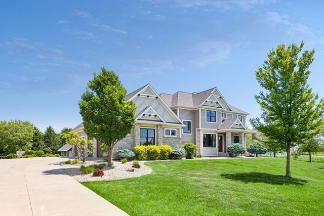 3767 Mayo Woodlands Road SW, Rochester, MN 55902