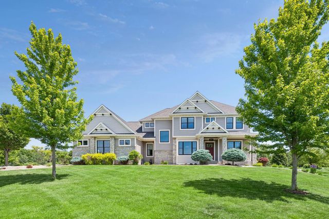 3767 Mayo Woodlands Road SW, Rochester, MN 55902