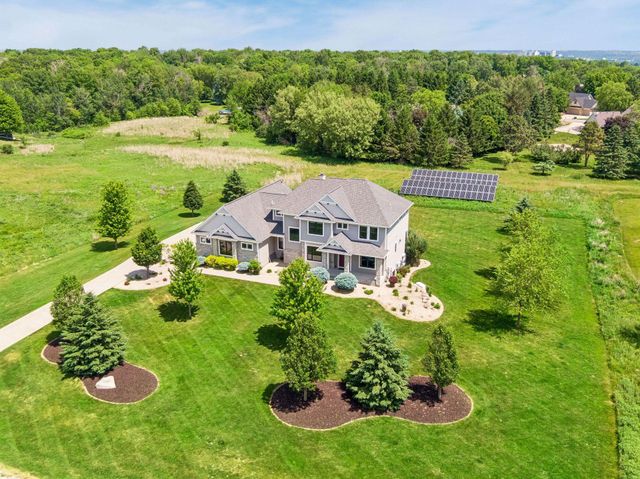 3767 Mayo Woodlands Road SW, Rochester, MN 55902