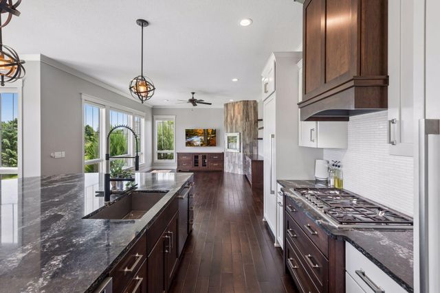 3767 Mayo Woodlands Road SW, Rochester, MN 55902