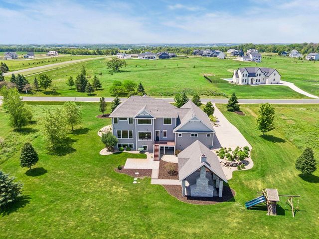 3767 Mayo Woodlands Road SW, Rochester, MN 55902