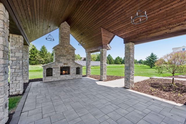 3767 Mayo Woodlands Road SW, Rochester, MN 55902