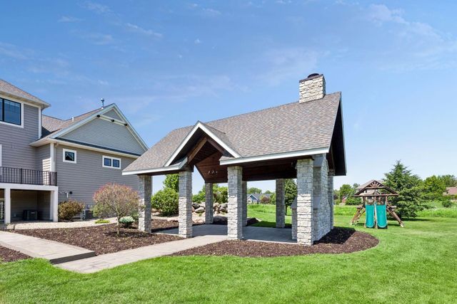 3767 Mayo Woodlands Road SW, Rochester, MN 55902