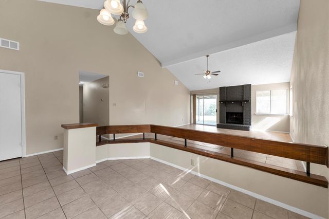 16414 N Cross Drive, Houston, TX 77073