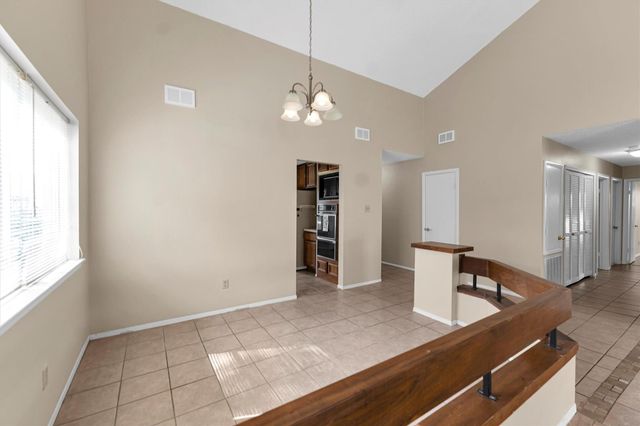 16414 N Cross Drive, Houston, TX 77073