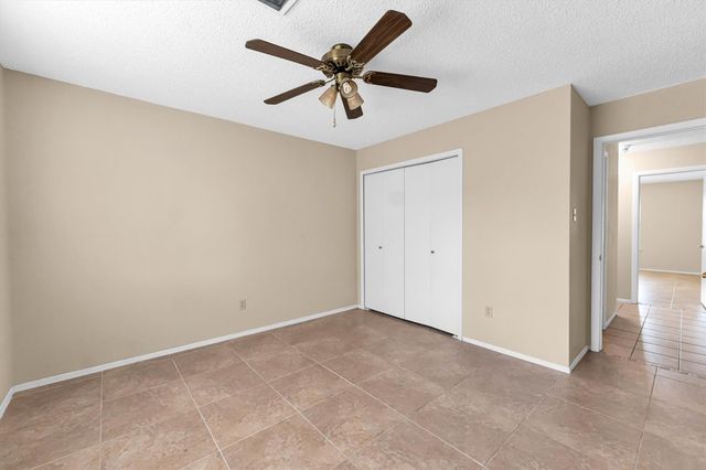 16414 N Cross Drive, Houston, TX 77073