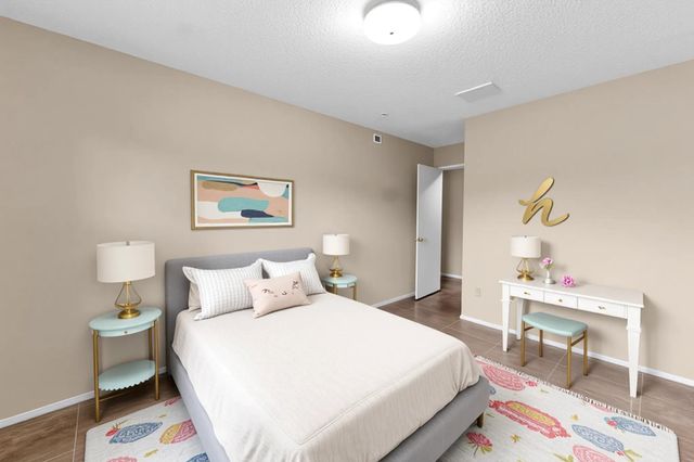 16414 N Cross Drive, Houston, TX 77073