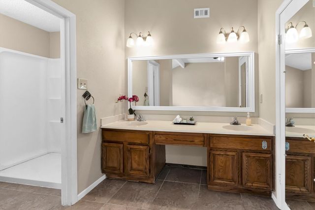 16414 N Cross Drive, Houston, TX 77073