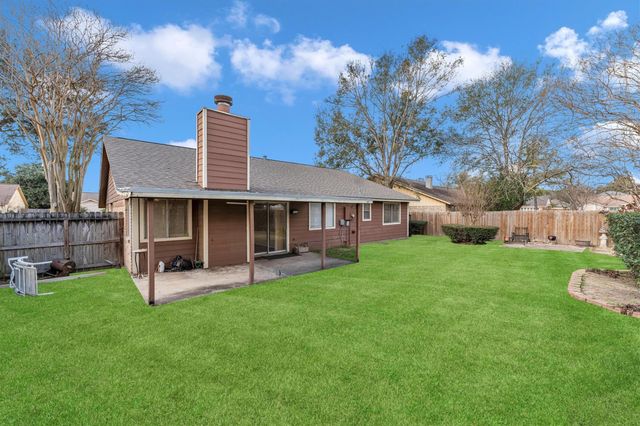16414 N Cross Drive, Houston, TX 77073