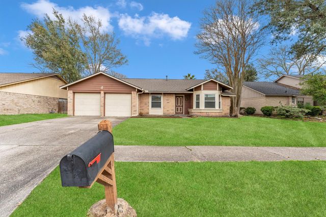 16414 N Cross Drive, Houston, TX 77073