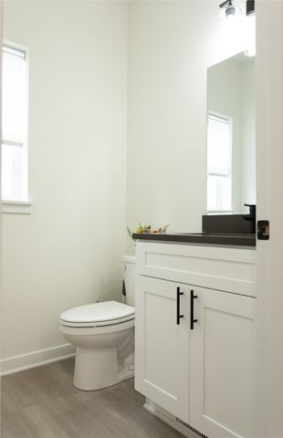 9144 Spring Crest Lane, West Des Moines, IA 50266