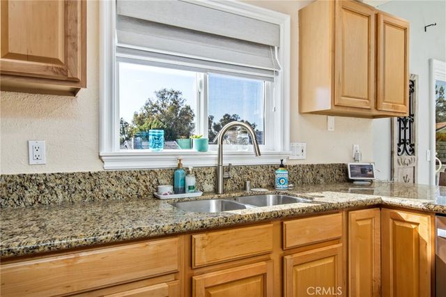 30265 Buck Tail Drive, Canyon Lake, CA 92587
