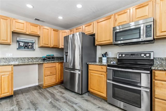 30265 Buck Tail Drive, Canyon Lake, CA 92587