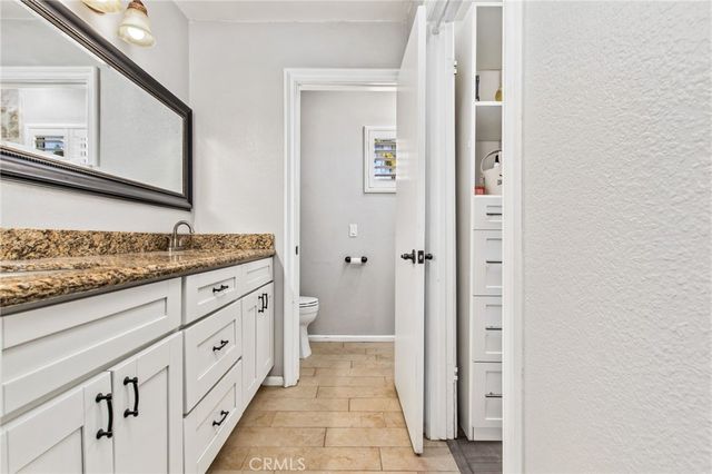 30265 Buck Tail Drive, Canyon Lake, CA 92587