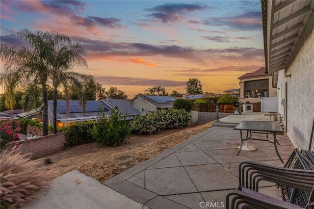 30265 Buck Tail Drive, Canyon Lake, CA 92587