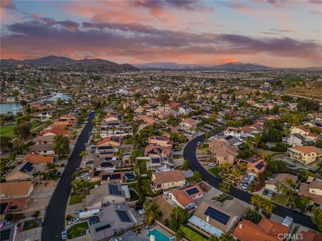 30265 Buck Tail Drive, Canyon Lake, CA 92587
