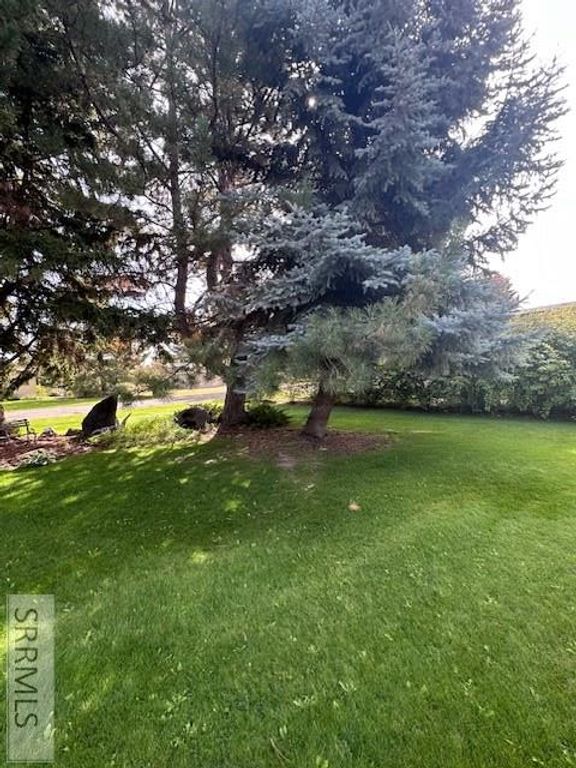 Image 36 of property listing at 370 S Amy Lane, Idaho Falls, ID 83401