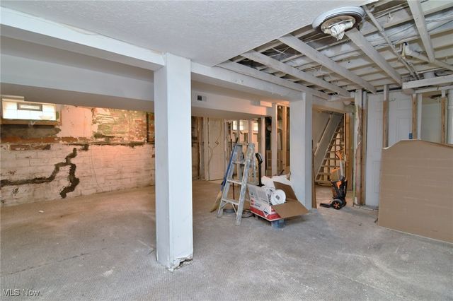 1547 E 173rd Street, Cleveland, OH 44110