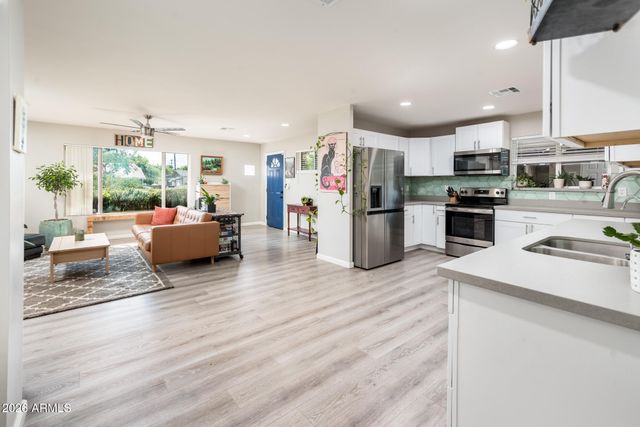 3006 E CYPRESS Street, Phoenix, AZ 85008