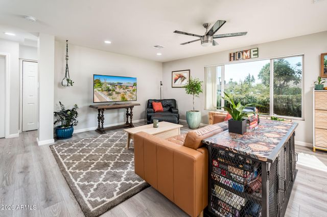 3006 E CYPRESS Street, Phoenix, AZ 85008