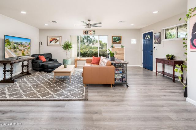 3006 E CYPRESS Street, Phoenix, AZ 85008