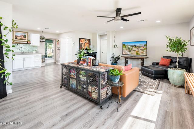 3006 E CYPRESS Street, Phoenix, AZ 85008
