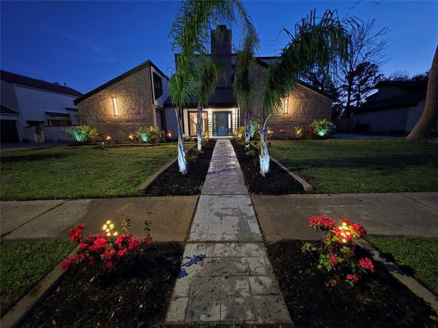 16406 Brook Forest Drive, Houston, TX 77059