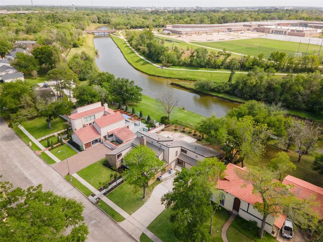 16406 Brook Forest Drive, Houston, TX 77059