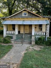 384 Hopkins Street SW, Atlanta, GA 30310