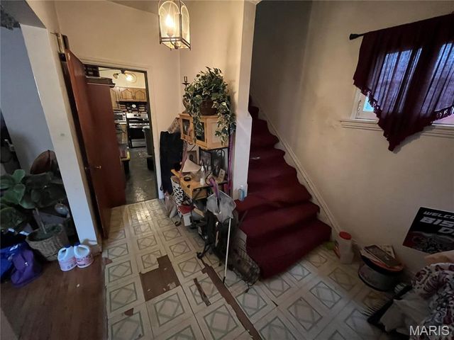 5430 Partridge Avenue, St Louis, MO 63120