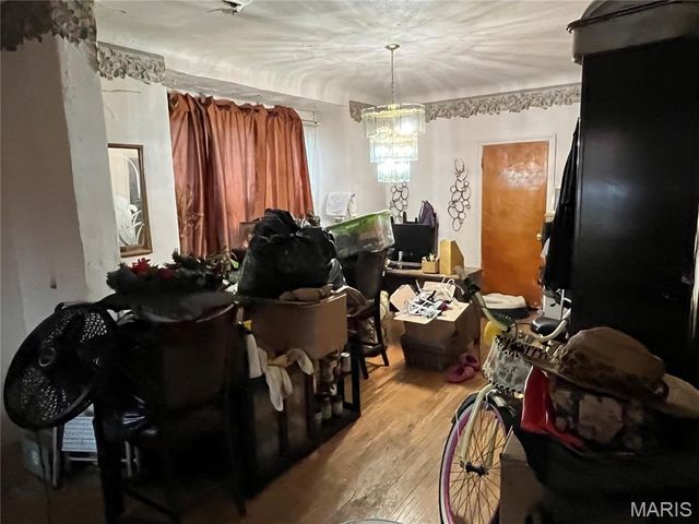 5430 Partridge Avenue, St Louis, MO 63120