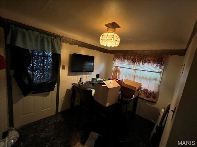 5430 Partridge Avenue, St Louis, MO 63120