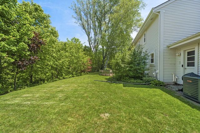 720 W Clovernook LANE, Glendale, WI 53217