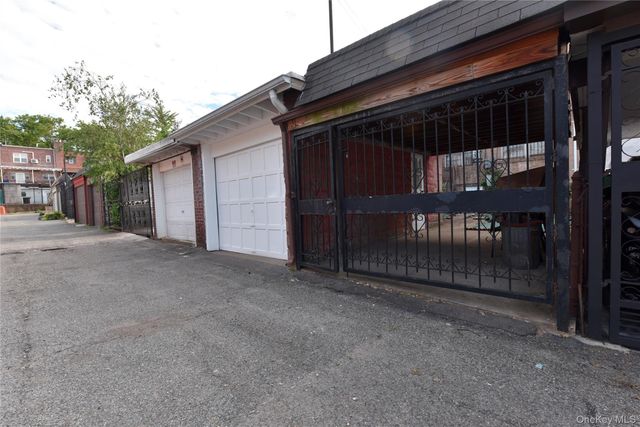 30-41 89th Street, East Elmhurst, NY 11369