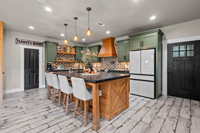 10885 Fm 1130, Orange, TX 77632