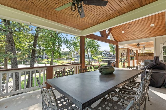 65 Hillcrest Drive, Tool, TX 75143