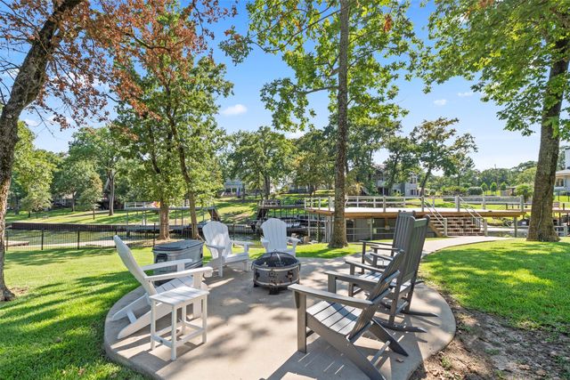 65 Hillcrest Drive, Tool, TX 75143